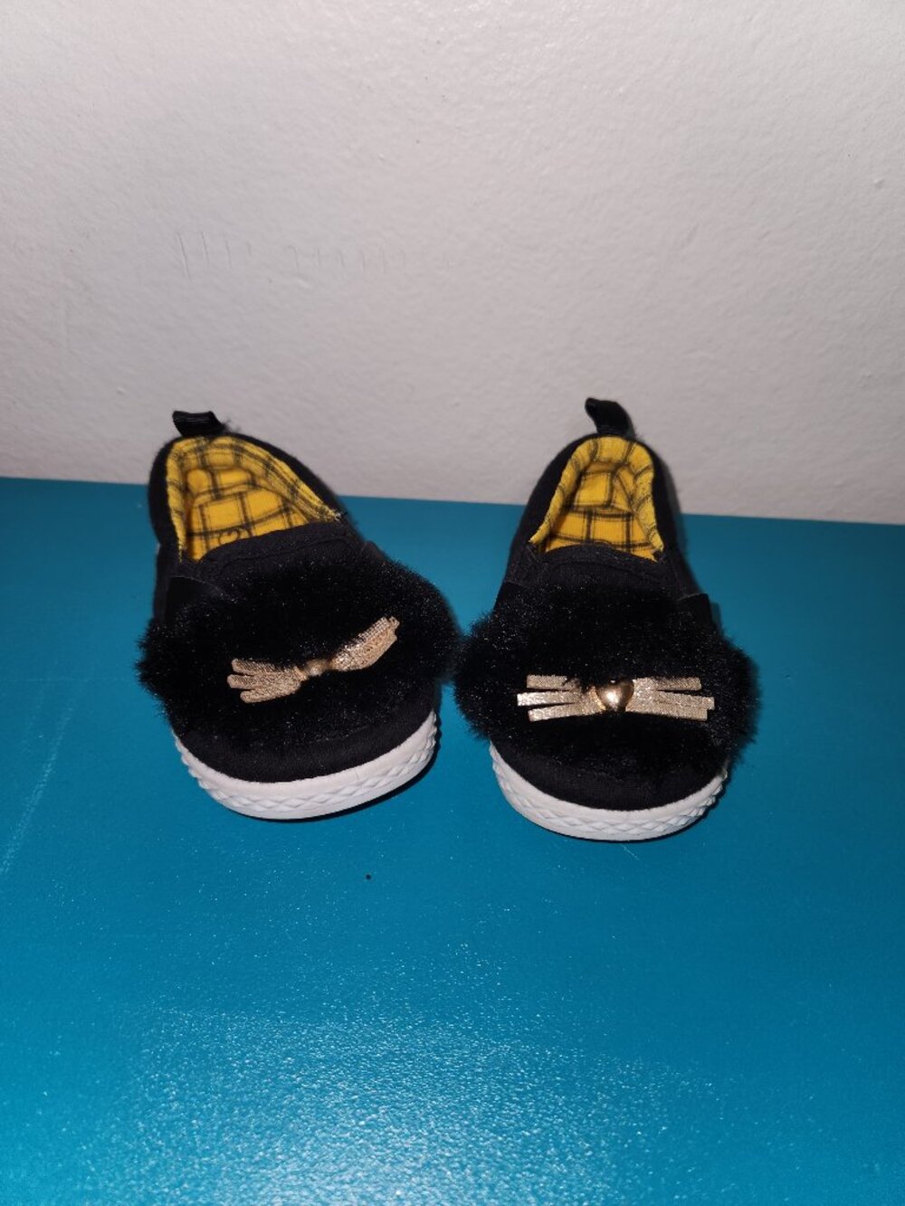 Baby Girls Black Cat Slip On Shoes Size 2 Faux Fur Gold Whiskers